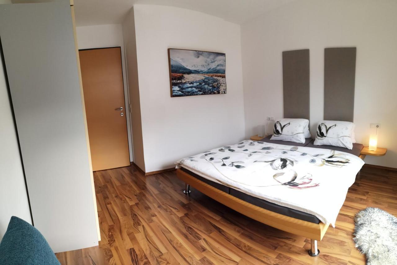 Ferienhaus Adela Schruns Exteriör bild